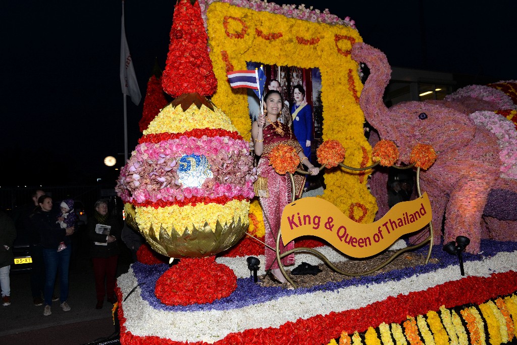 ../Images/Bloemencorso Noordwijkerhout 140.jpg